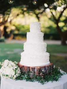 Outdoor wedding cakes insiprational ideas
