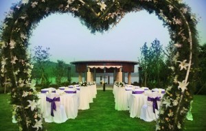 Outdoor wedding decorations