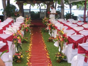 Best outdoor wedding photo ideas